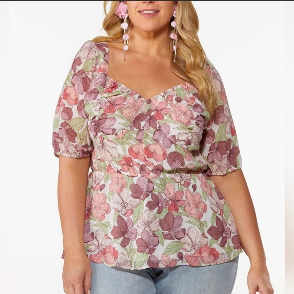 NWT Cato Floral Top size 26/28